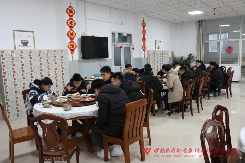 IMG_7441_副本.JPG IMG_7441_副本.JPG
